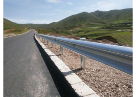 怒江傈僳族自治州公路波形护栏工程